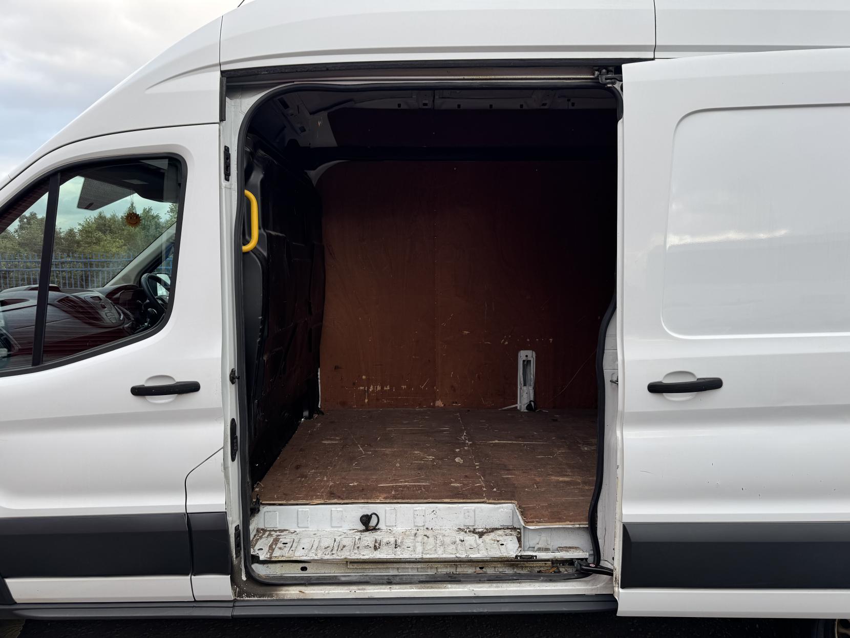 Ford Transit 2.0 350 EcoBlue Panel Van 5dr Diesel Manual RWD L3 H3 Euro 6 (130 ps)