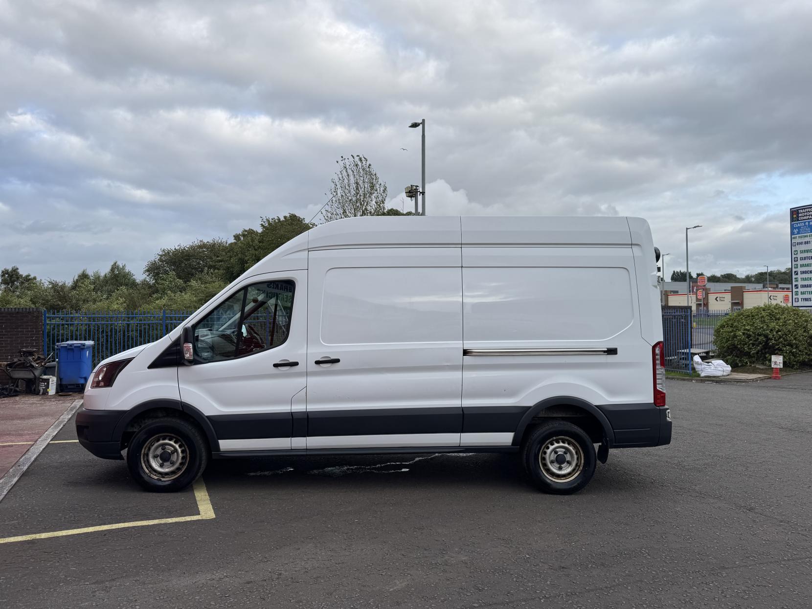 Ford Transit 2.0 350 EcoBlue Panel Van 5dr Diesel Manual RWD L3 H3 Euro 6 (130 ps)