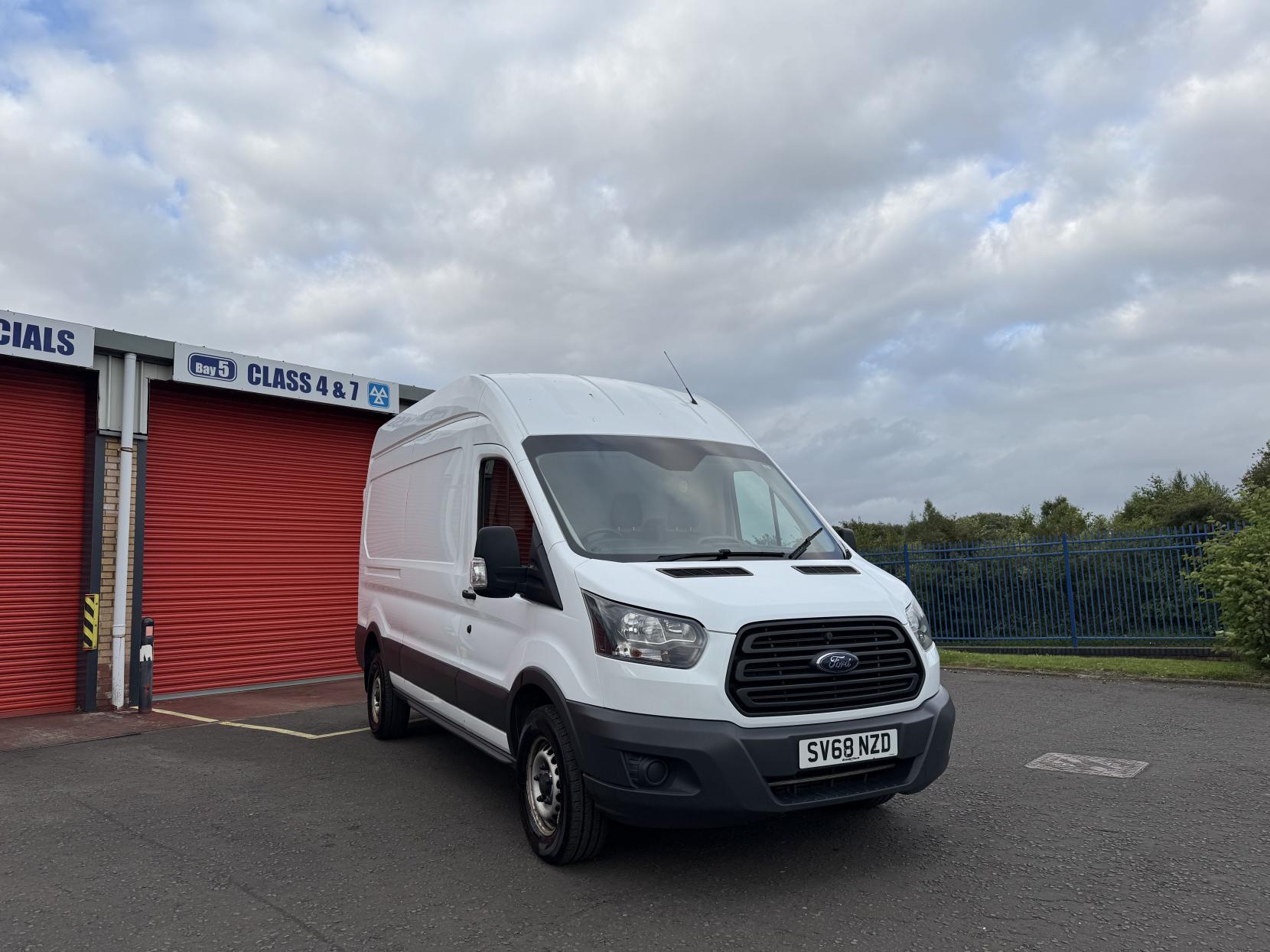 Ford Transit 2.0 350 EcoBlue Panel Van 5dr Diesel Manual RWD L3 H3 Euro 6 (130 ps)