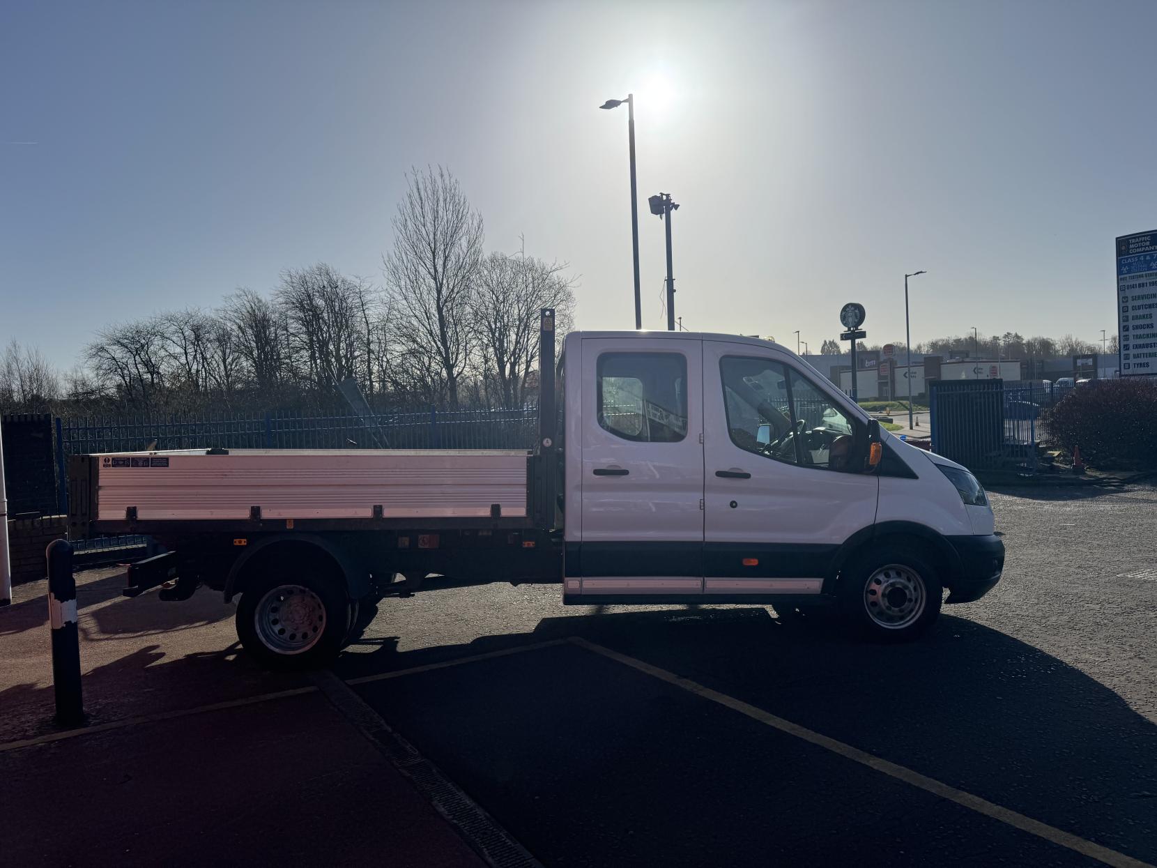 Ford Transit 2.0 350 EcoBlue 1-Way Double Tipper Double Cab 4dr Diesel Manual RWD L3 Euro 6 (1-Way, 1-Stop, DRW) (130 ps)