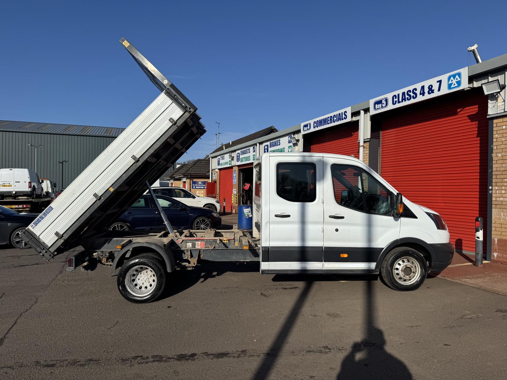 Ford Transit 2.0 350 EcoBlue 1-Way Double Tipper Double Cab 4dr Diesel Manual RWD L3 Euro 6 (1-Way, 1-Stop, DRW) (130 ps)