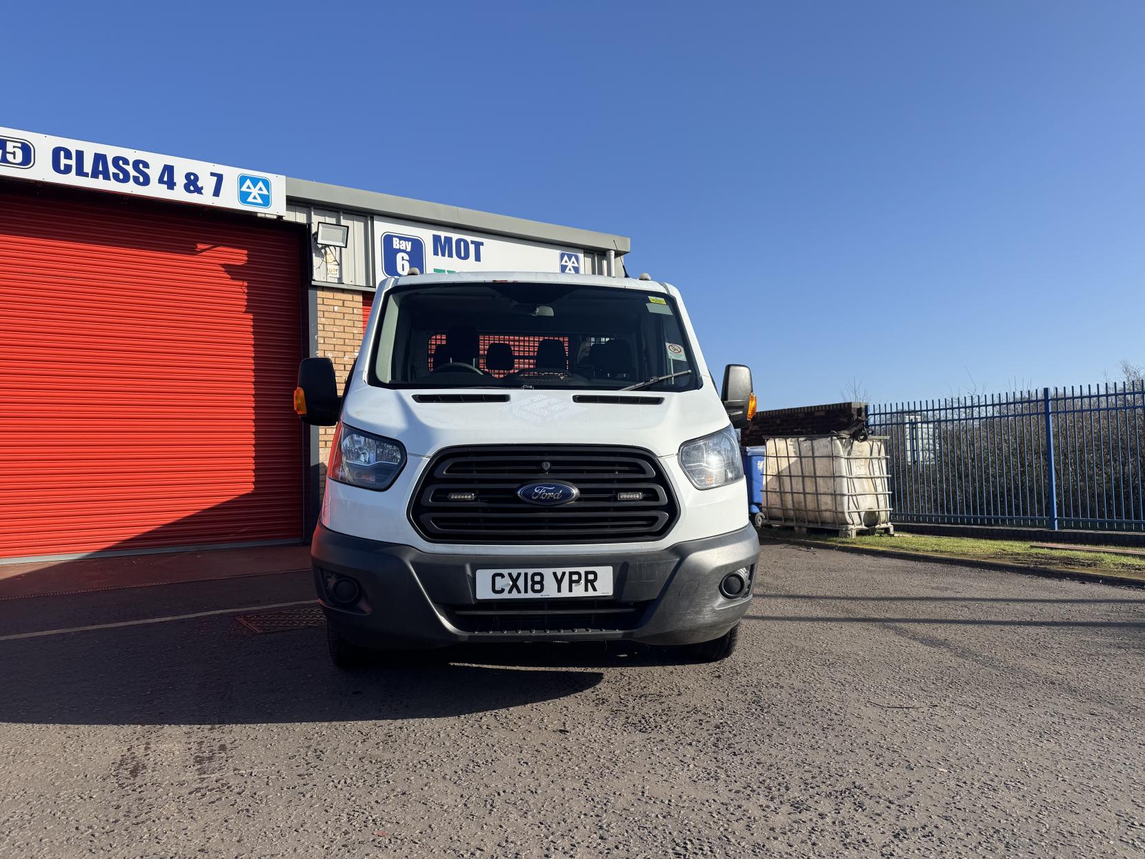 Ford Transit 2.0 350 EcoBlue 1-Way Double Tipper Double Cab 4dr Diesel Manual RWD L3 Euro 6 (1-Way, 1-Stop, DRW) (130 ps)