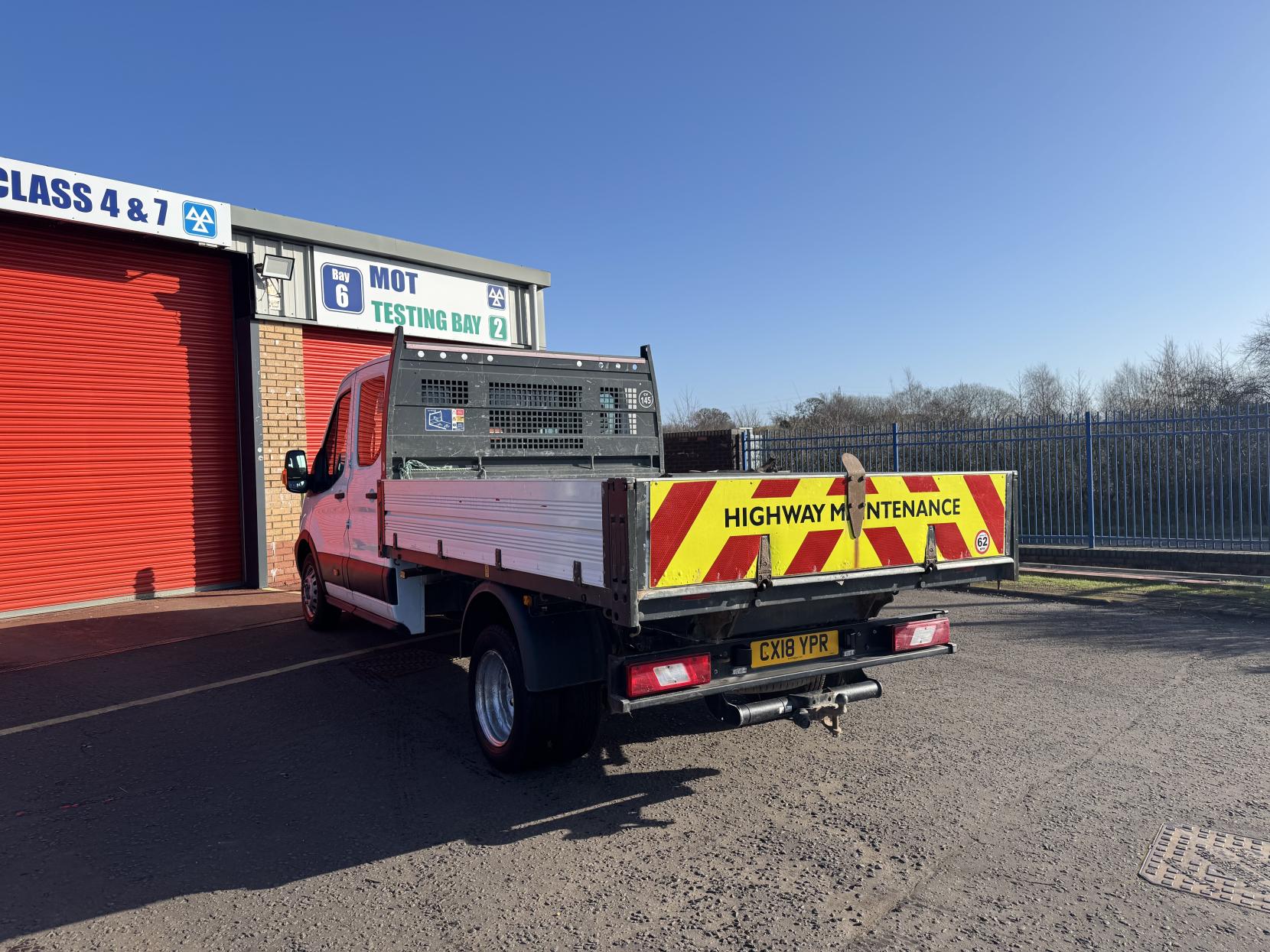 Ford Transit 2.0 350 EcoBlue 1-Way Double Tipper Double Cab 4dr Diesel Manual RWD L3 Euro 6 (1-Way, 1-Stop, DRW) (130 ps)