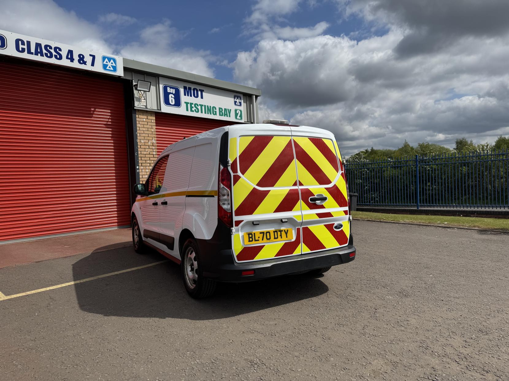 Ford Transit Connect 1.5 200 EcoBlue Leader Panel Van 5dr Diesel Manual L1 Euro 6 (s/s) (75 ps)