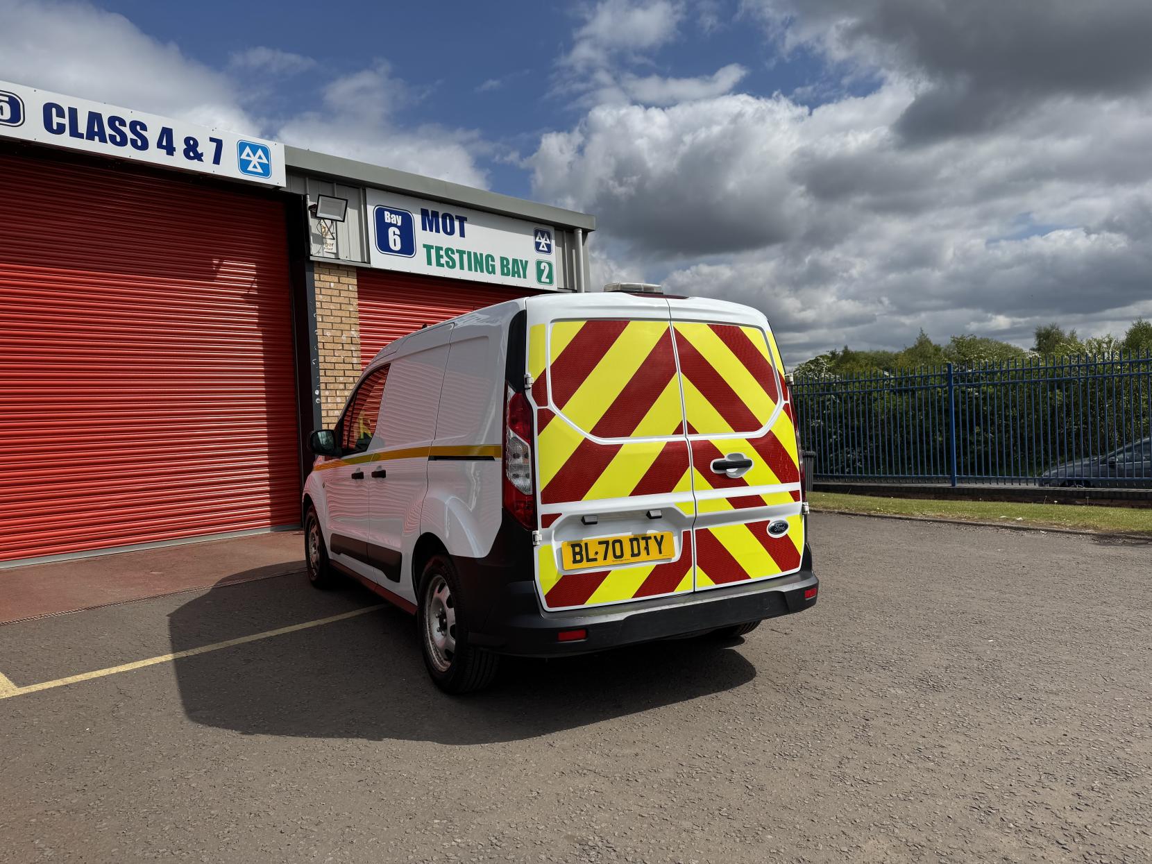 Ford Transit Connect 1.5 200 EcoBlue Leader Panel Van 5dr Diesel Manual L1 Euro 6 (s/s) (75 ps)