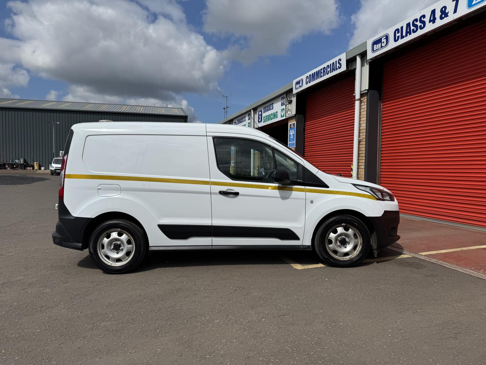 Ford Transit Connect 1.5 200 EcoBlue Leader Panel Van 5dr Diesel Manual L1 Euro 6 (s/s) (75 ps)