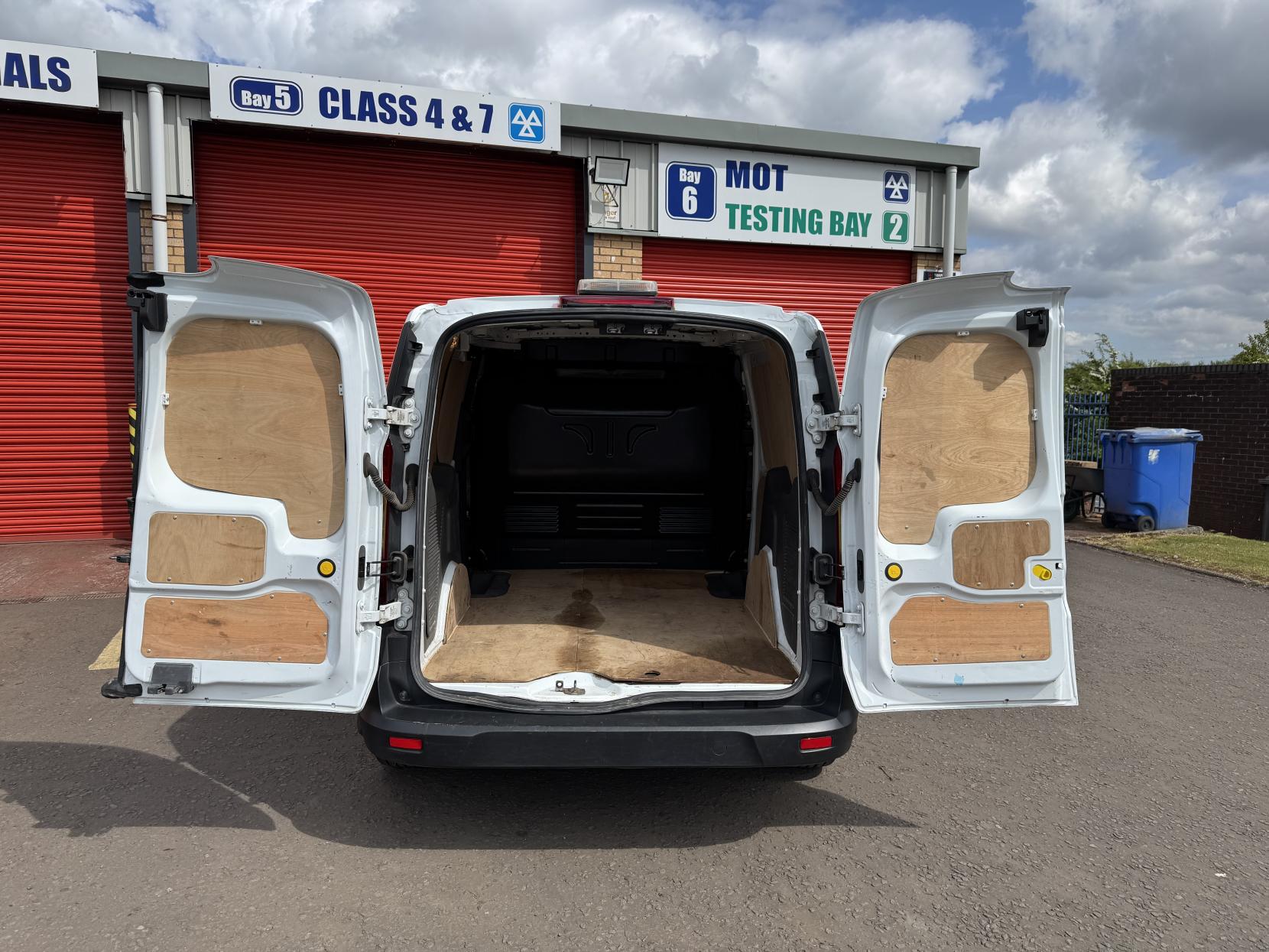 Ford Transit Connect 1.5 200 EcoBlue Leader Panel Van 5dr Diesel Manual L1 Euro 6 (s/s) (75 ps)
