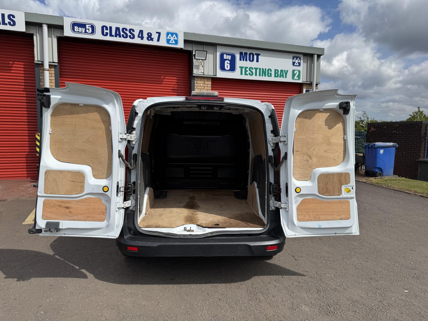 Ford Transit Connect 1.5 200 EcoBlue Leader Panel Van 5dr Diesel Manual L1 Euro 6 (s/s) (75 ps)