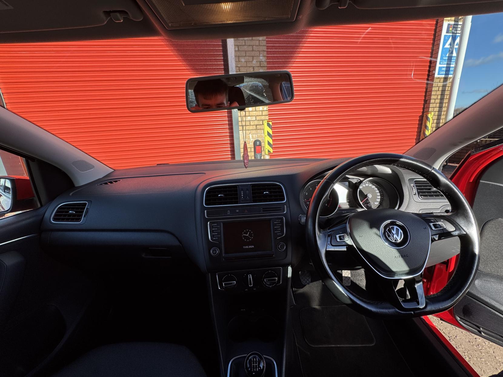 Volkswagen Polo 1.0 BlueMotion Tech SE Hatchback 5dr Petrol Manual Euro 6 (s/s) (60 ps)