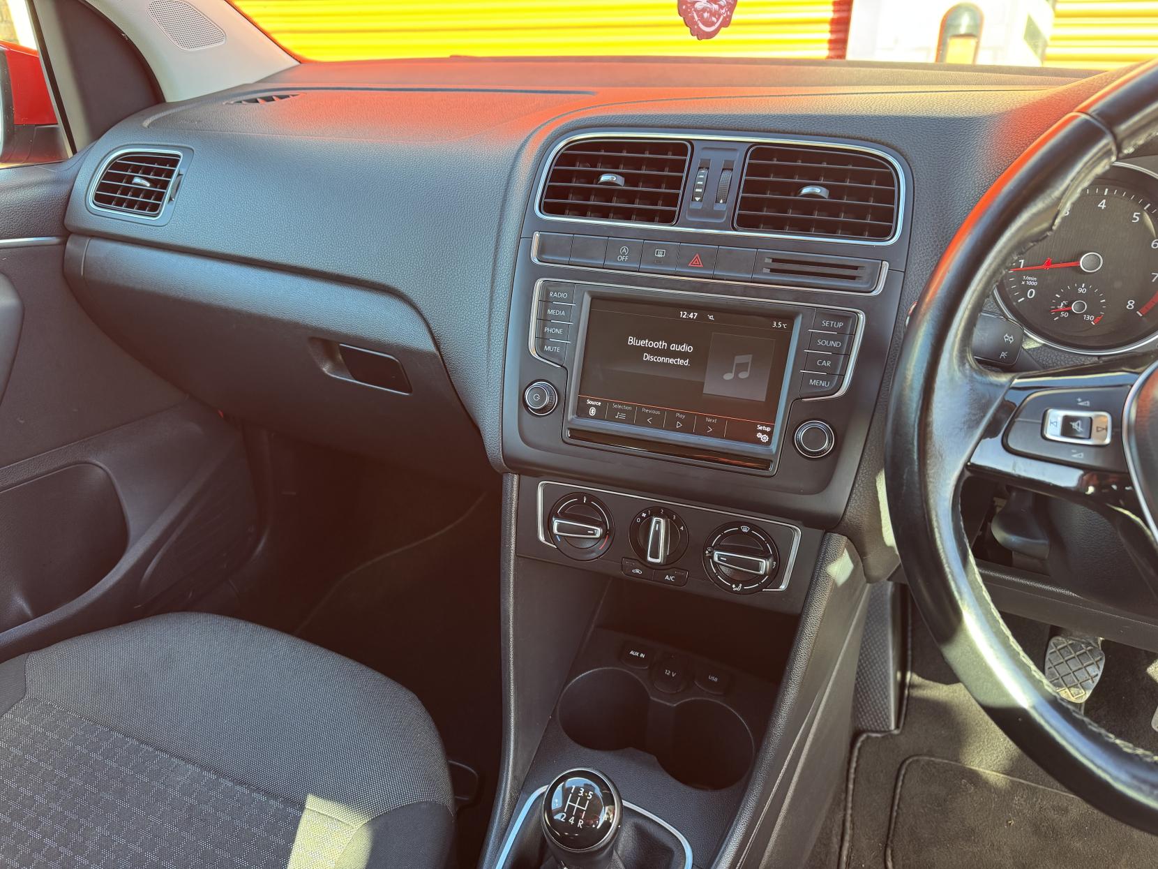 Volkswagen Polo 1.0 BlueMotion Tech SE Hatchback 5dr Petrol Manual Euro 6 (s/s) (60 ps)