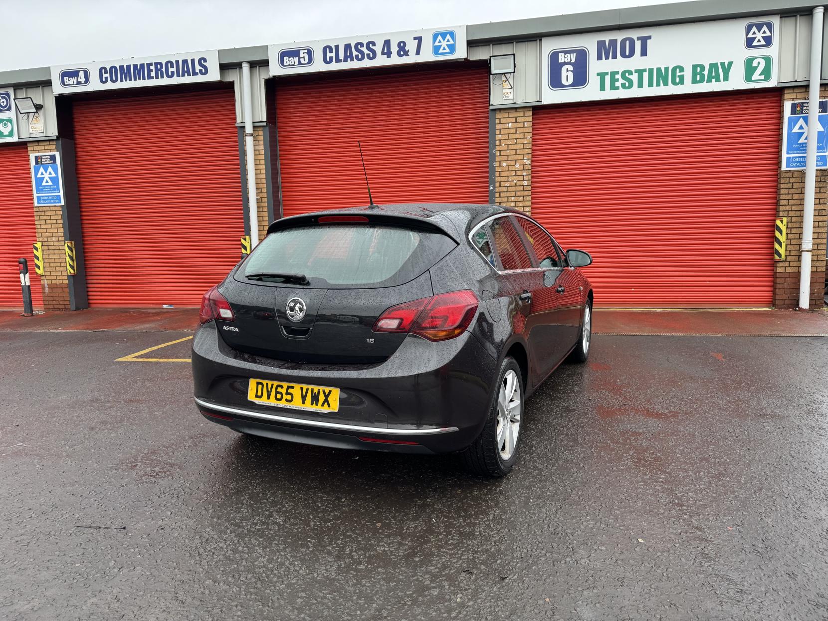 Vauxhall Astra 1.6i SRi Hatchback 5dr Petrol Manual Euro 6 (115 ps)