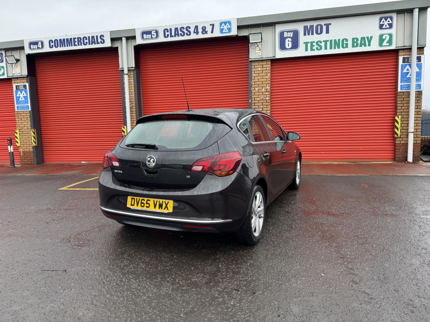 Vauxhall Astra 1.6i SRi Hatchback 5dr Petrol Manual Euro 6 (115 ps)