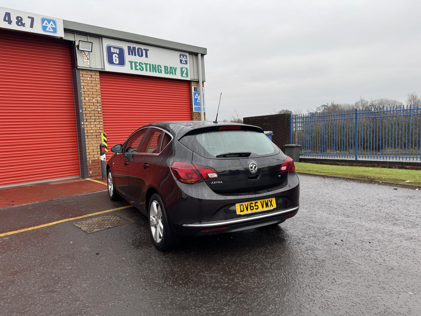 Vauxhall Astra 1.6i SRi Hatchback 5dr Petrol Manual Euro 6 (115 ps)