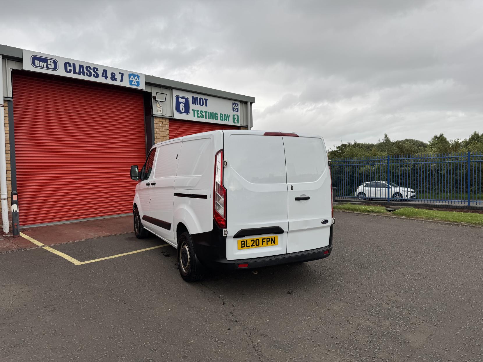 Ford Transit Custom 2.0 280 EcoBlue Leader Panel Van 5dr Diesel Manual L1 H1 Euro 6 (s/s) (105 ps)