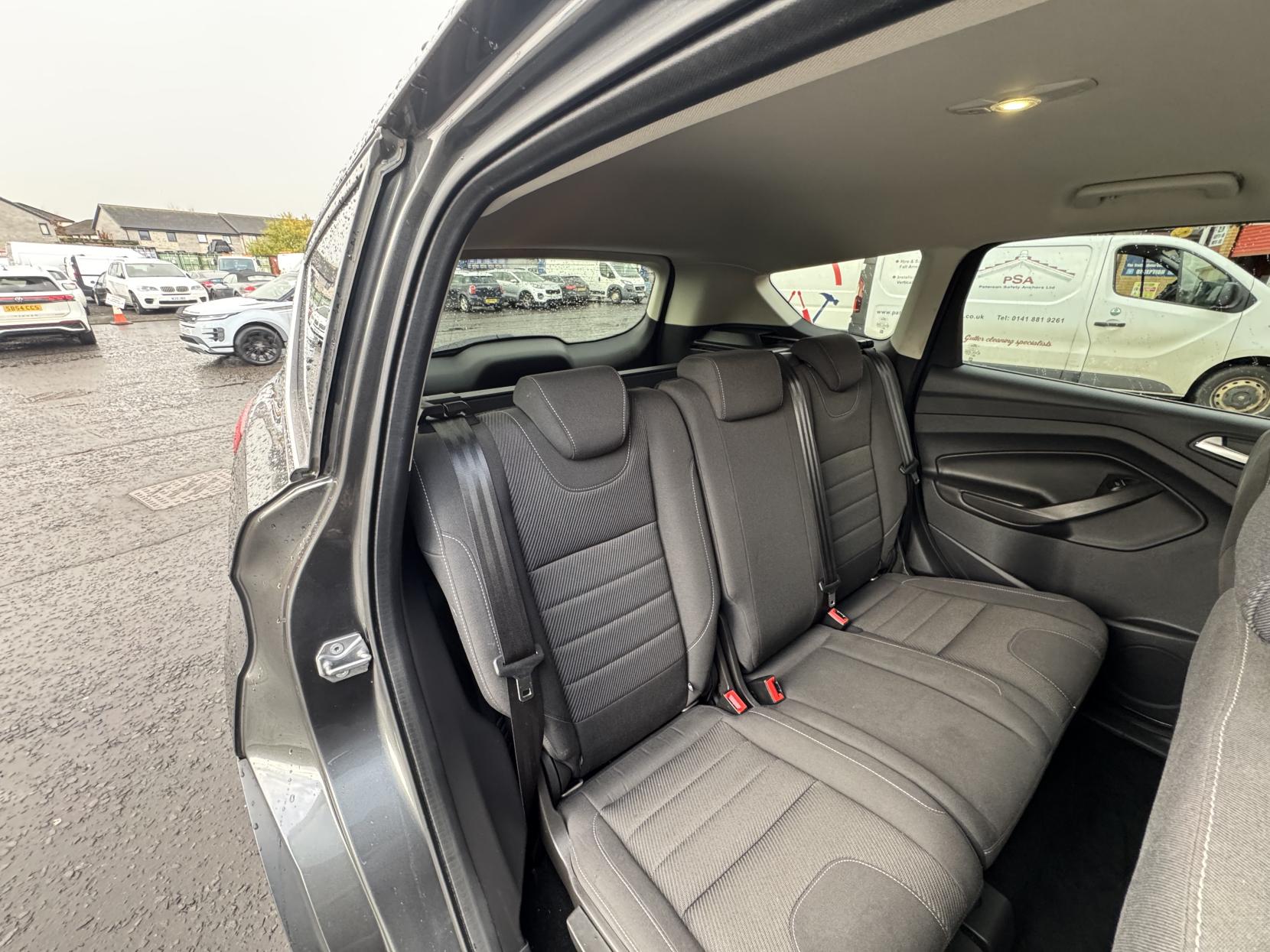 Ford Kuga 1.5T EcoBoost Zetec SUV 5dr Petrol Manual 2WD Euro 6 (s/s) (150 ps)