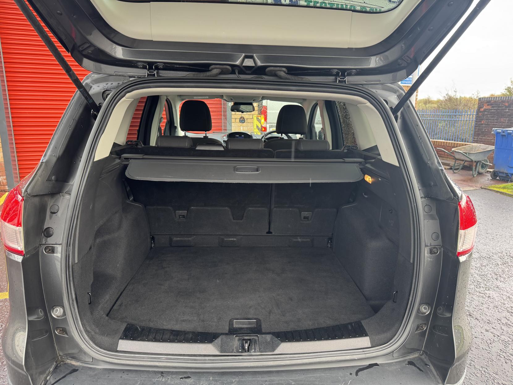 Ford Kuga 1.5T EcoBoost Zetec SUV 5dr Petrol Manual 2WD Euro 6 (s/s) (150 ps)