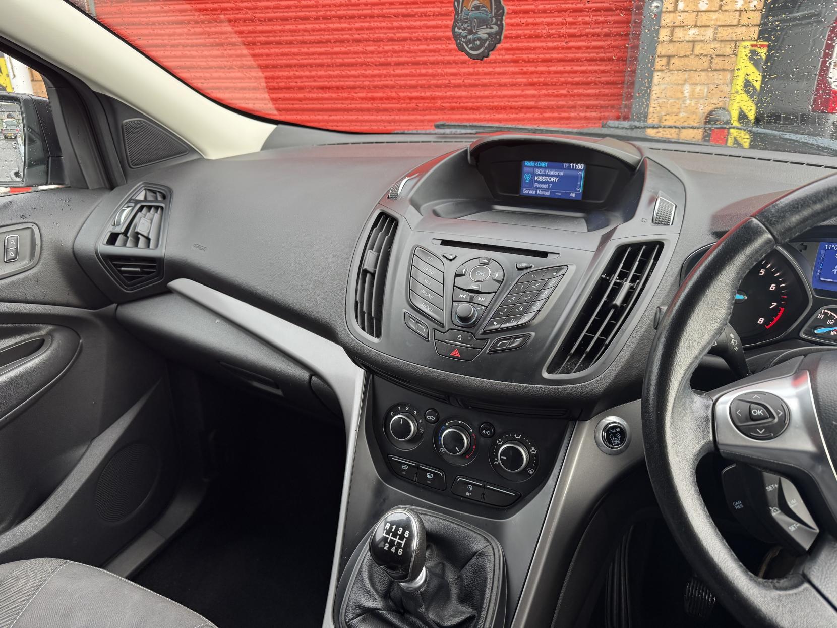 Ford Kuga 1.5T EcoBoost Zetec SUV 5dr Petrol Manual 2WD Euro 6 (s/s) (150 ps)