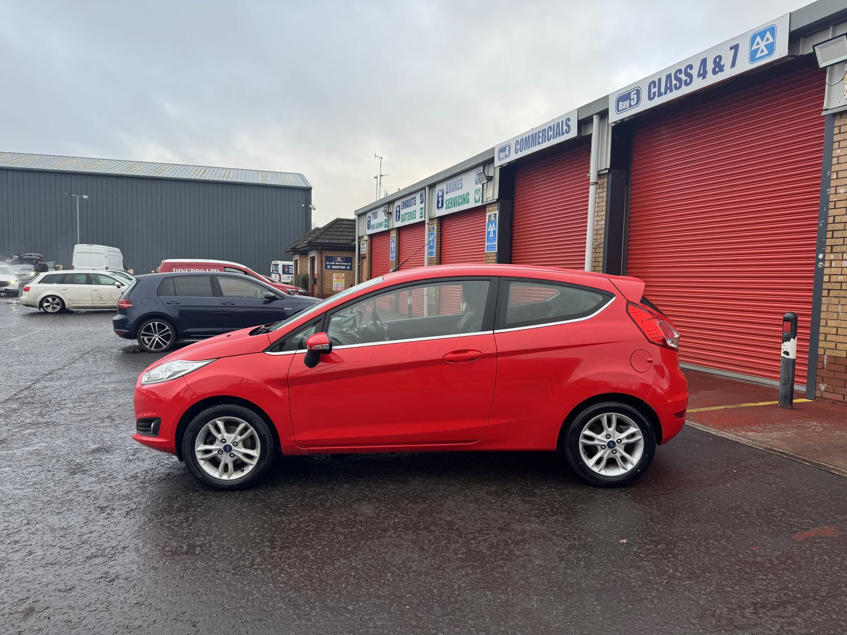 Ford Fiesta 1.25 Zetec Hatchback 3dr Petrol Manual Euro 6 (82 ps)