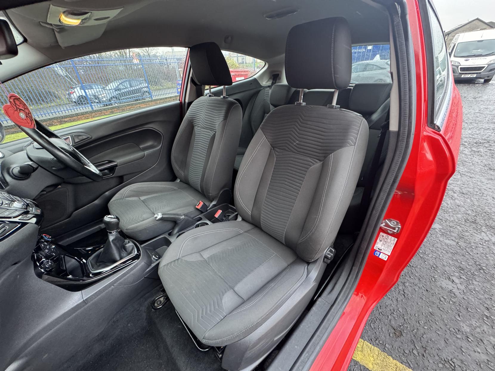 Ford Fiesta 1.25 Zetec Hatchback 3dr Petrol Manual Euro 6 (82 ps)