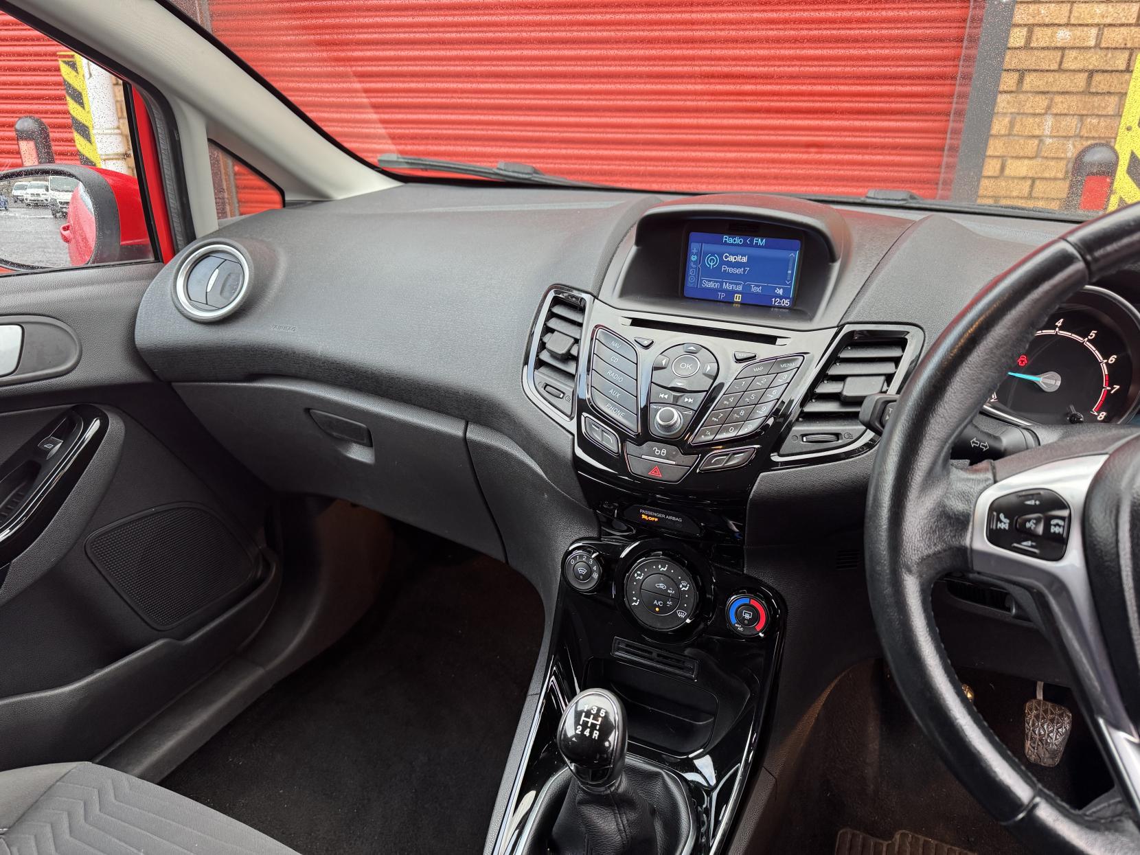 Ford Fiesta 1.25 Zetec Hatchback 3dr Petrol Manual Euro 6 (82 ps)