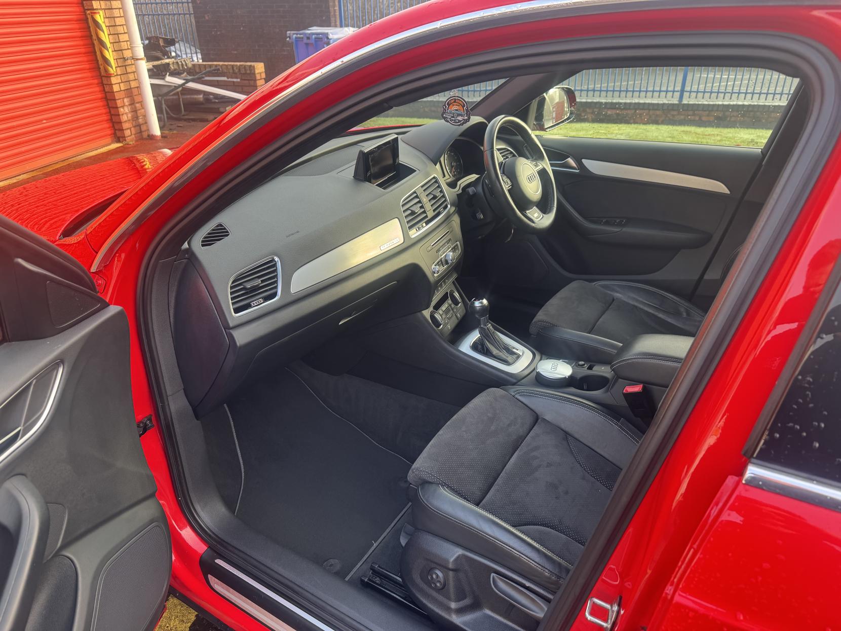 Audi Q3 2.0 TDI S line Plus SUV 5dr Diesel S Tronic quattro Euro 6 (s/s) (184 ps)