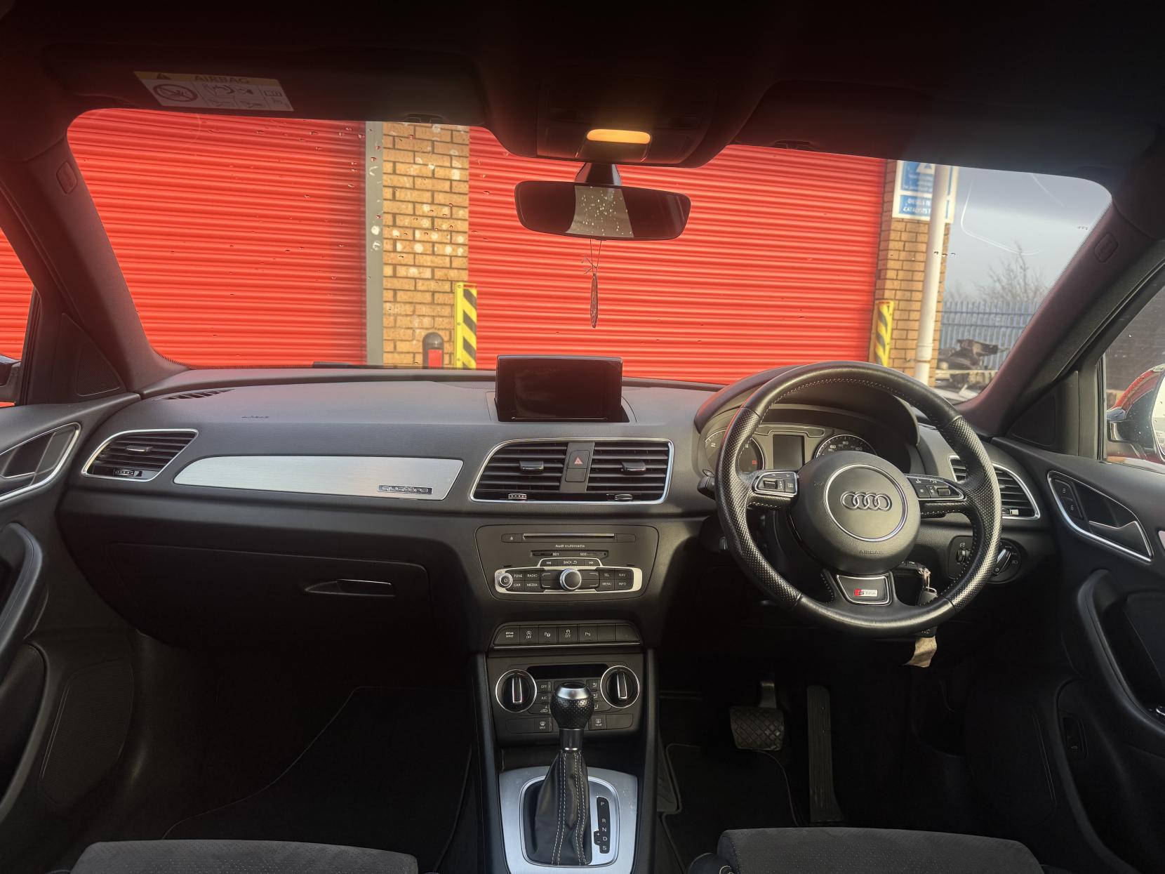 Audi Q3 2.0 TDI S line Plus SUV 5dr Diesel S Tronic quattro Euro 6 (s/s) (184 ps)