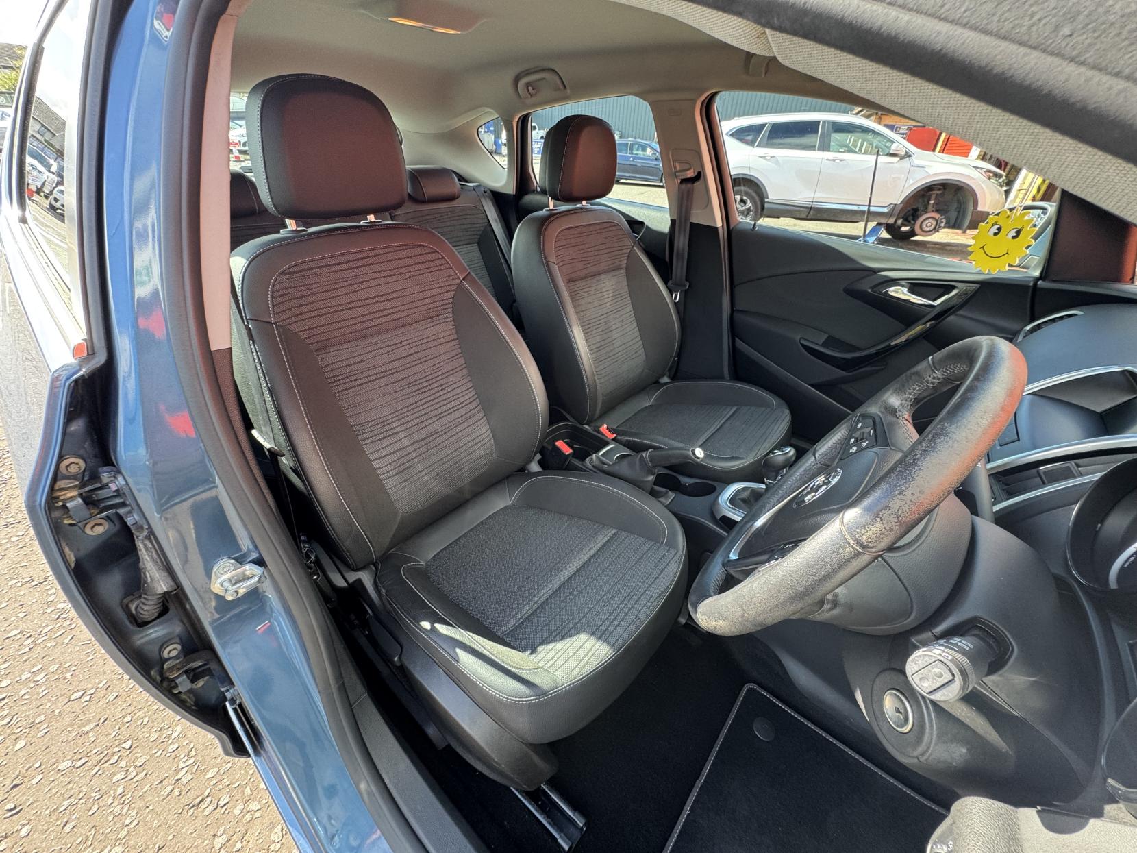 Vauxhall Astra 1.4i Excite Hatchback 5dr Petrol Manual Euro 6 (100 ps)