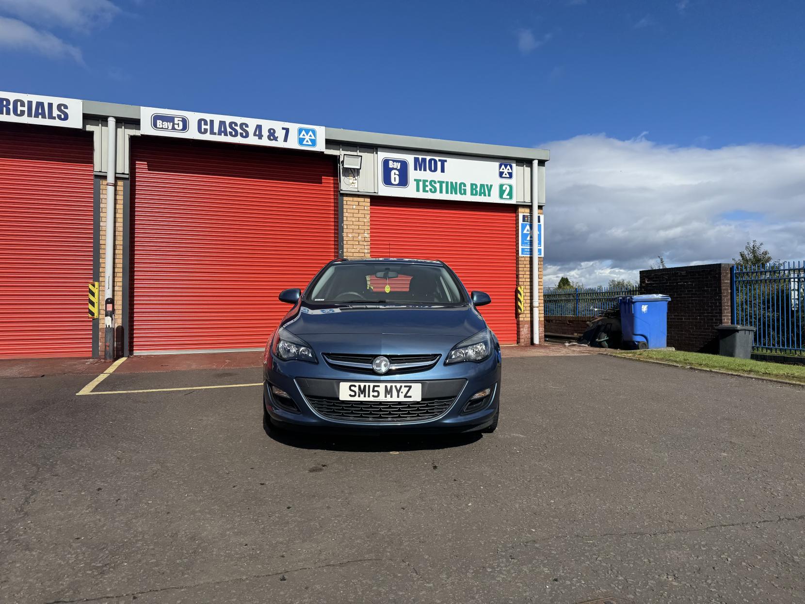 Vauxhall Astra 1.4i Excite Hatchback 5dr Petrol Manual Euro 6 (100 ps)