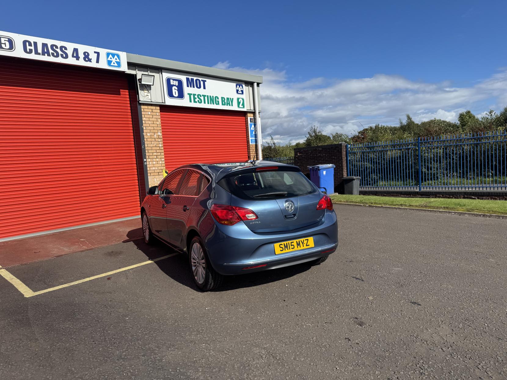 Vauxhall Astra 1.4i Excite Hatchback 5dr Petrol Manual Euro 6 (100 ps)