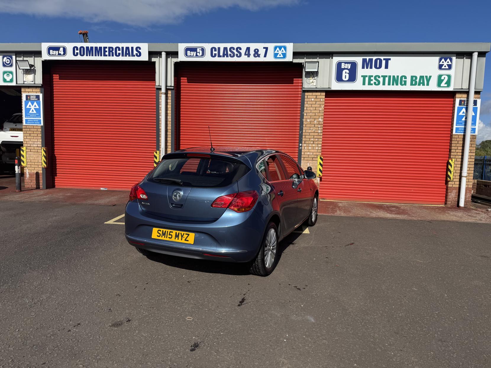 Vauxhall Astra 1.4i Excite Hatchback 5dr Petrol Manual Euro 6 (100 ps)
