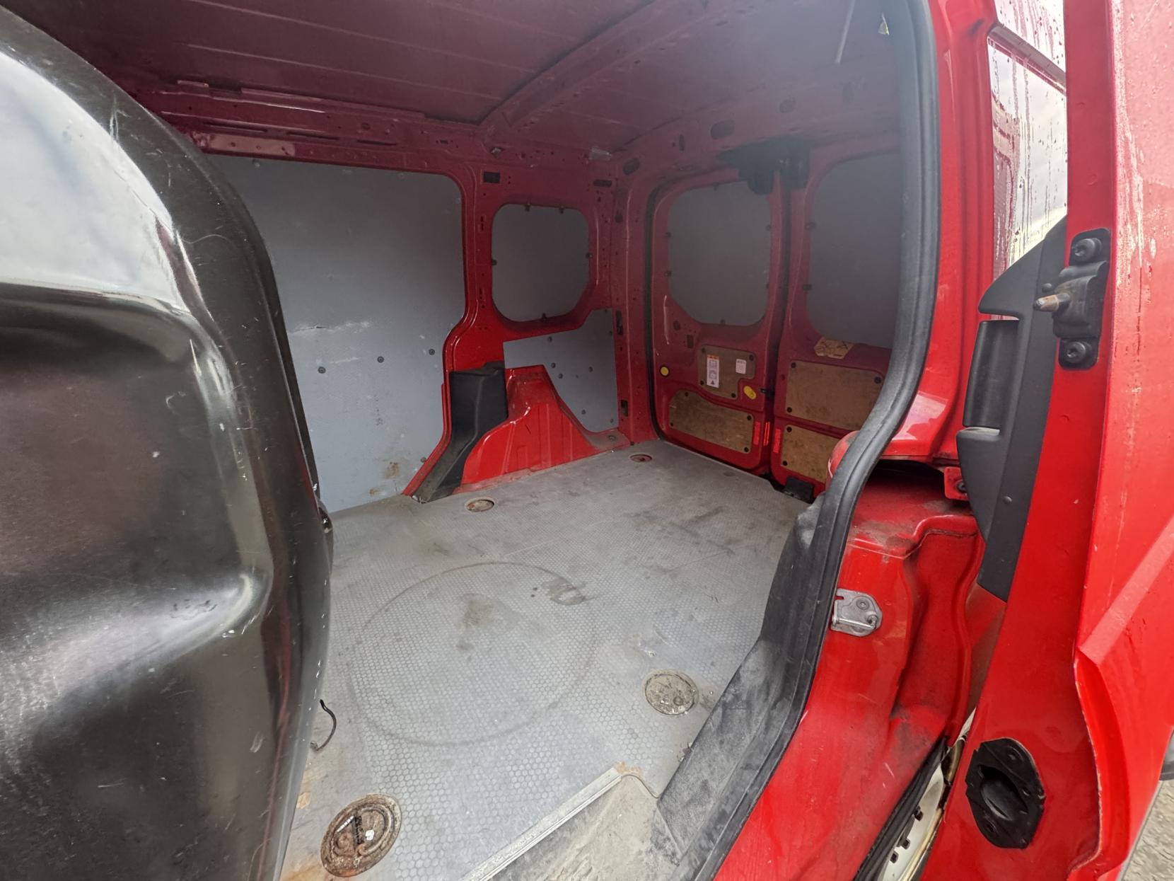 Ford Transit Connect 1.6 TDCi 200 Panel Van 5dr Diesel Manual L1 H1 (124 g/km, 74 bhp)