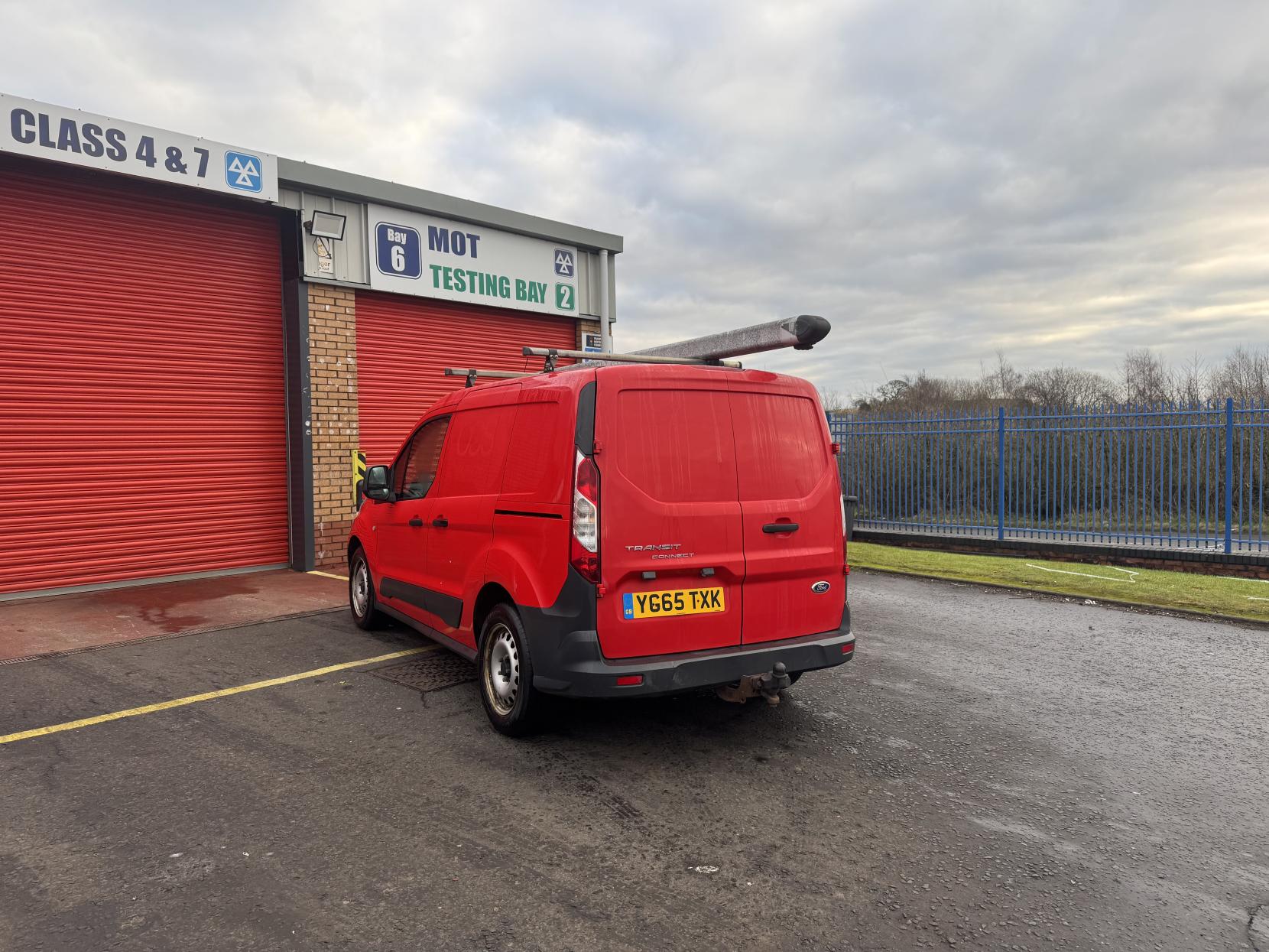 Ford Transit Connect 1.6 TDCi 200 Panel Van 5dr Diesel Manual L1 H1 (124 g/km, 74 bhp)
