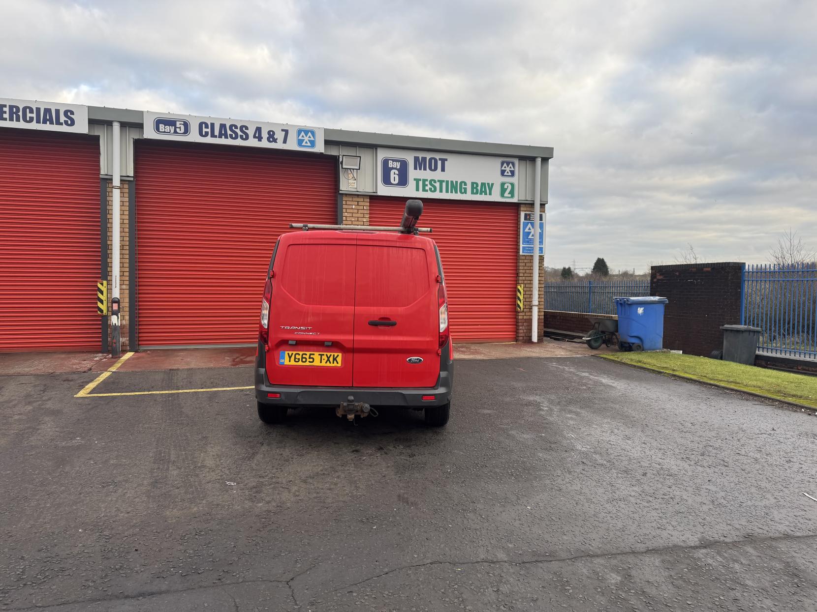 Ford Transit Connect 1.6 TDCi 200 Panel Van 5dr Diesel Manual L1 H1 (124 g/km, 74 bhp)