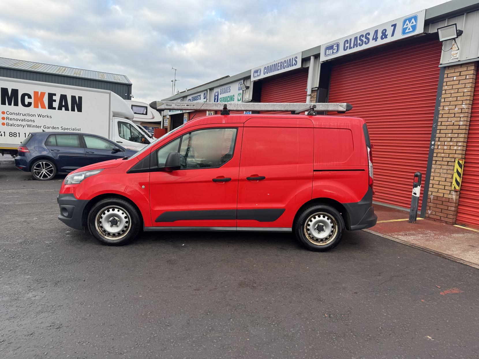 Ford Transit Connect 1.6 TDCi 200 Panel Van 5dr Diesel Manual L1 H1 (124 g/km, 74 bhp)