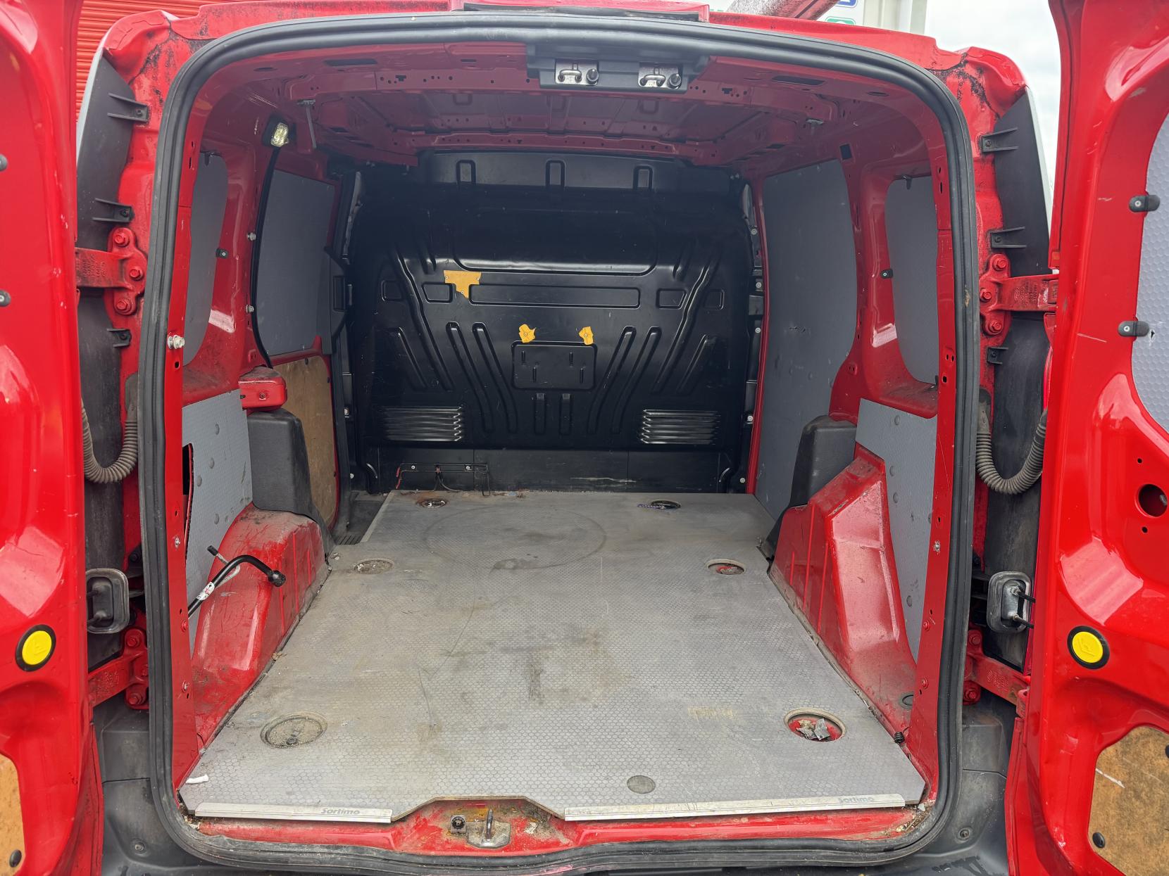 Ford Transit Connect 1.6 TDCi 200 Panel Van 5dr Diesel Manual L1 H1 (124 g/km, 74 bhp)