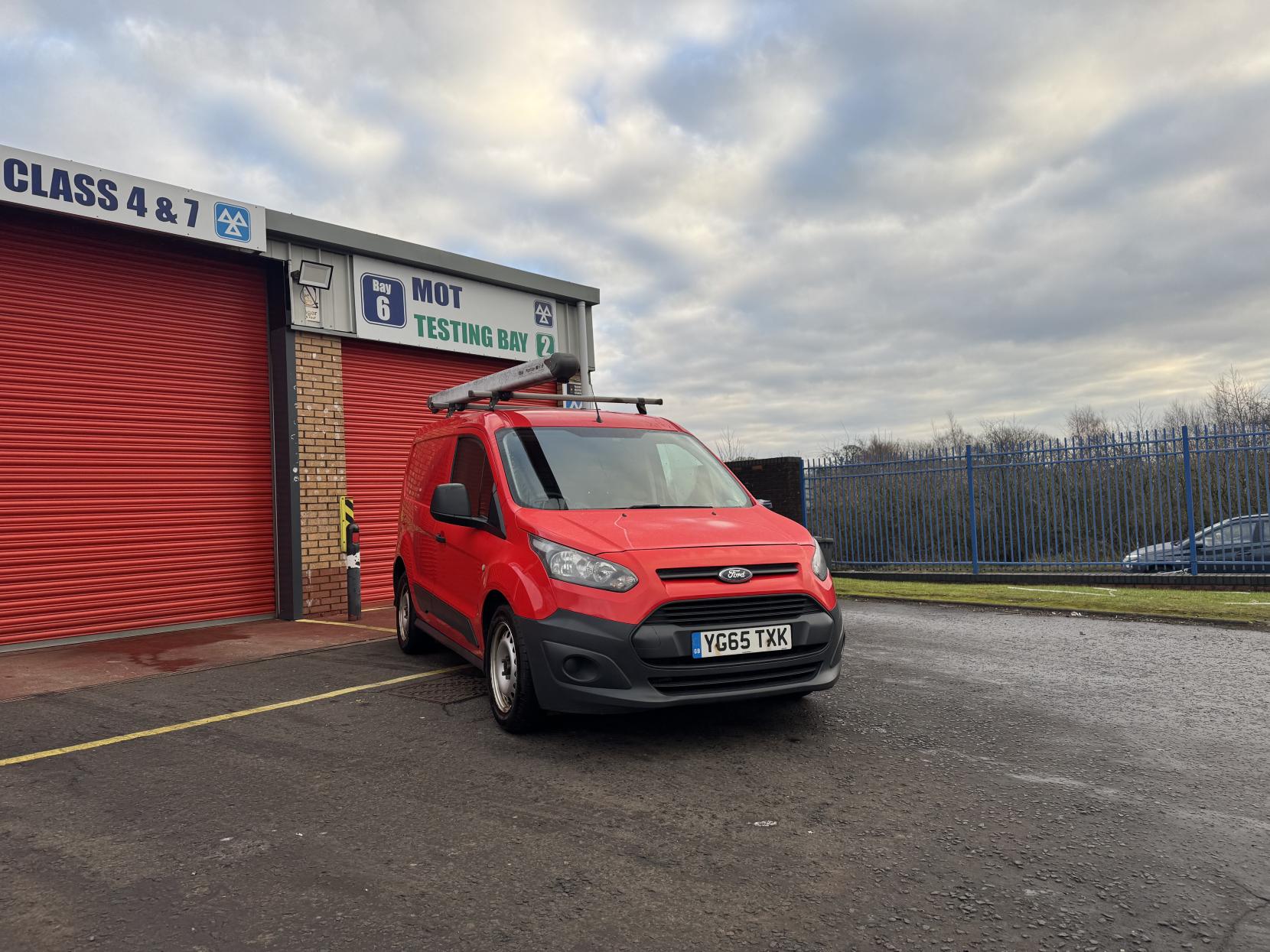 Ford Transit Connect 1.6 TDCi 200 Panel Van 5dr Diesel Manual L1 H1 (124 g/km, 74 bhp)