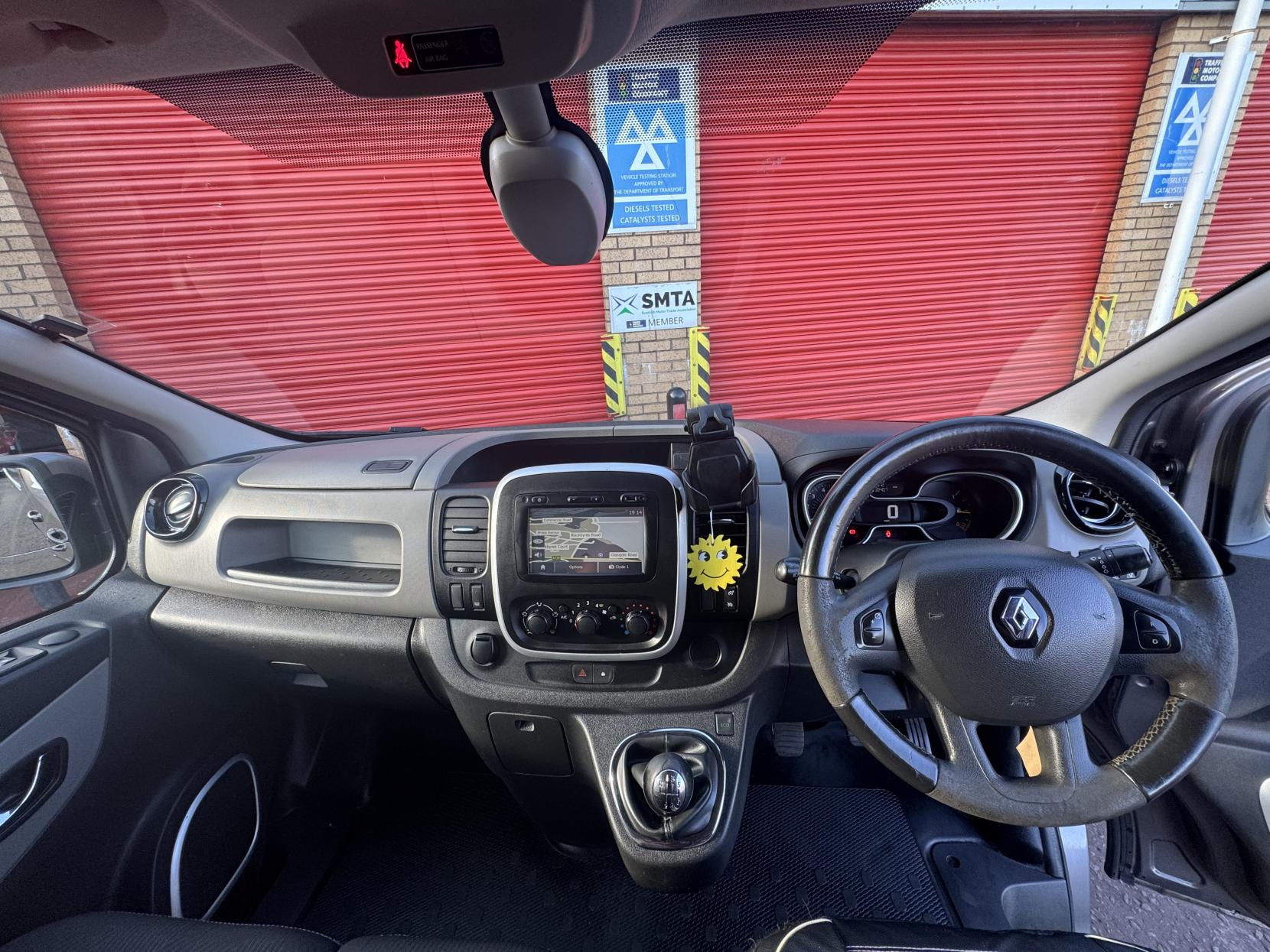 Renault Trafic 1.6 dCi 27 Sport Panel Van 5dr Diesel Manual SWB Standard Roof Euro 5 (115 ps)