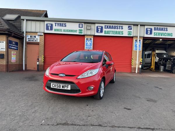 Ford Fiesta 1.4 TDCi Zetec Hatchback 5dr Diesel Manual (110 g/km, 67 bhp)
