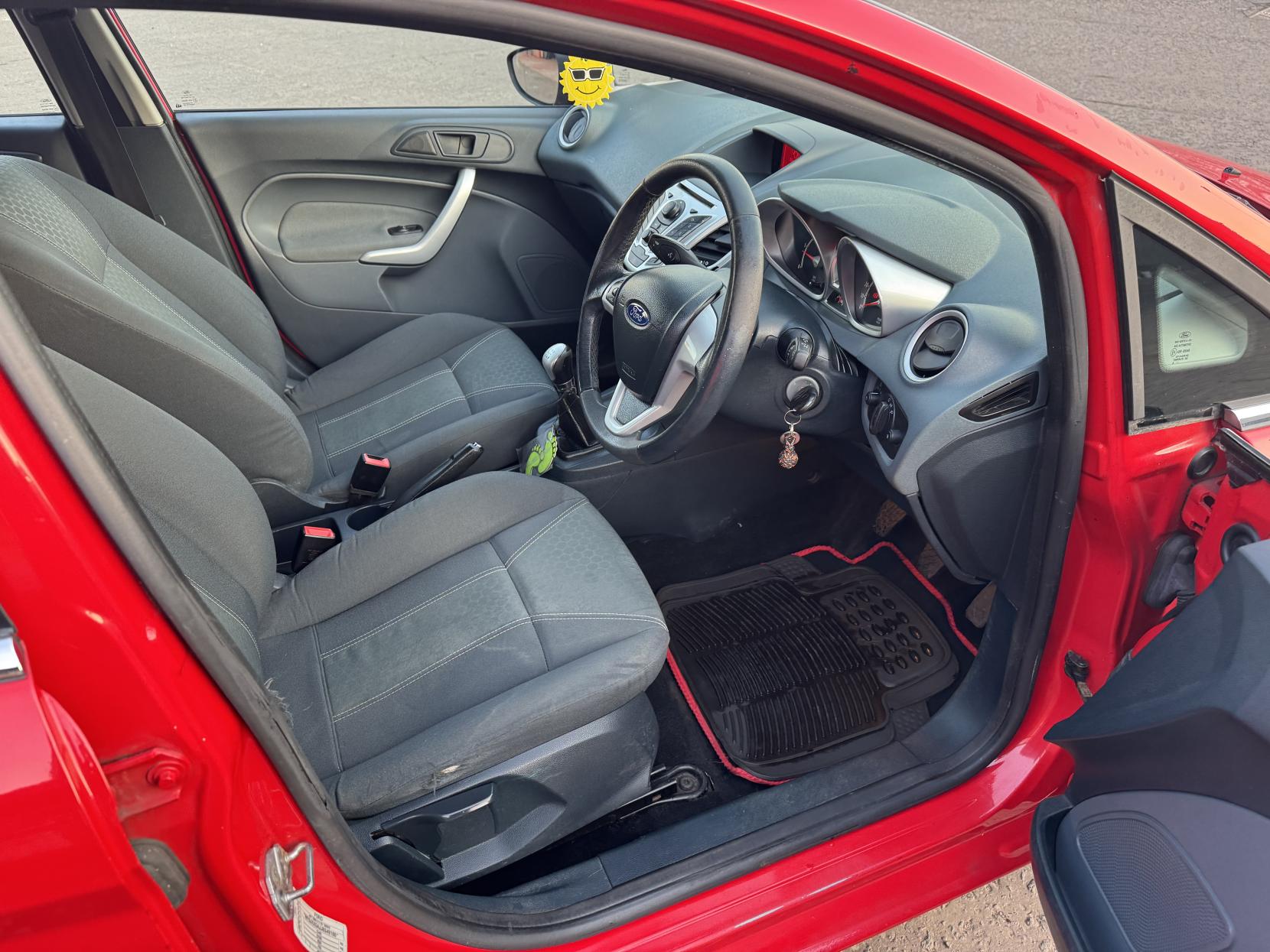 Ford Fiesta 1.4 TDCi Zetec Hatchback 5dr Diesel Manual (110 g/km, 67 bhp)