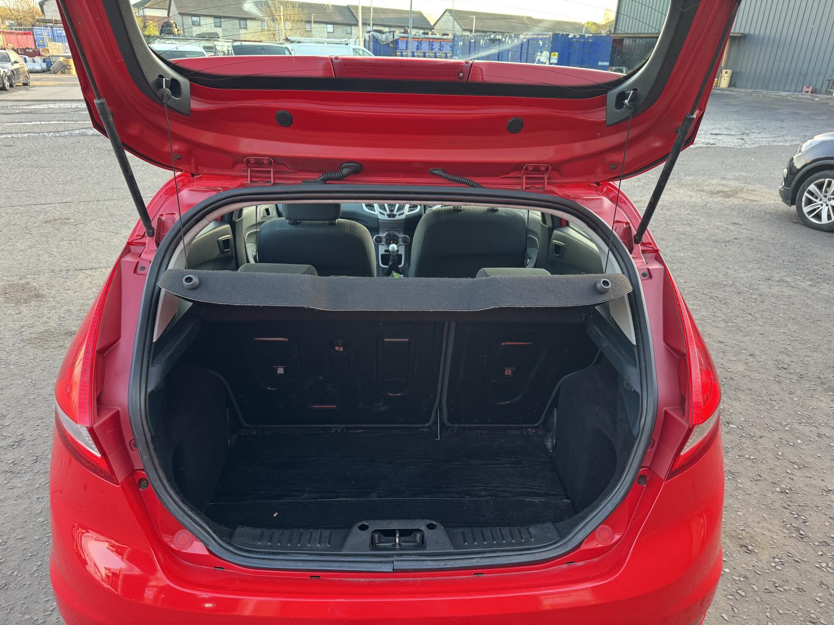Ford Fiesta 1.4 TDCi Zetec Hatchback 5dr Diesel Manual (110 g/km, 67 bhp)