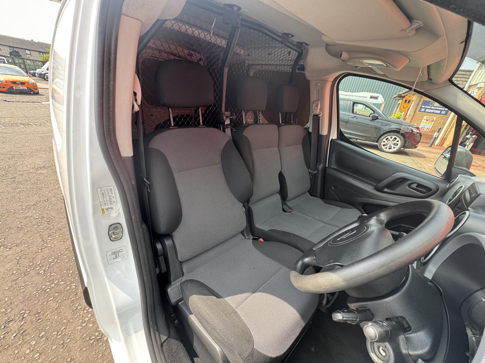 Citroen Berlingo 1.6 BlueHDi 850 Enterprise Panel Van 5dr Diesel Manual L1 (112 g/km, 100 bhp)