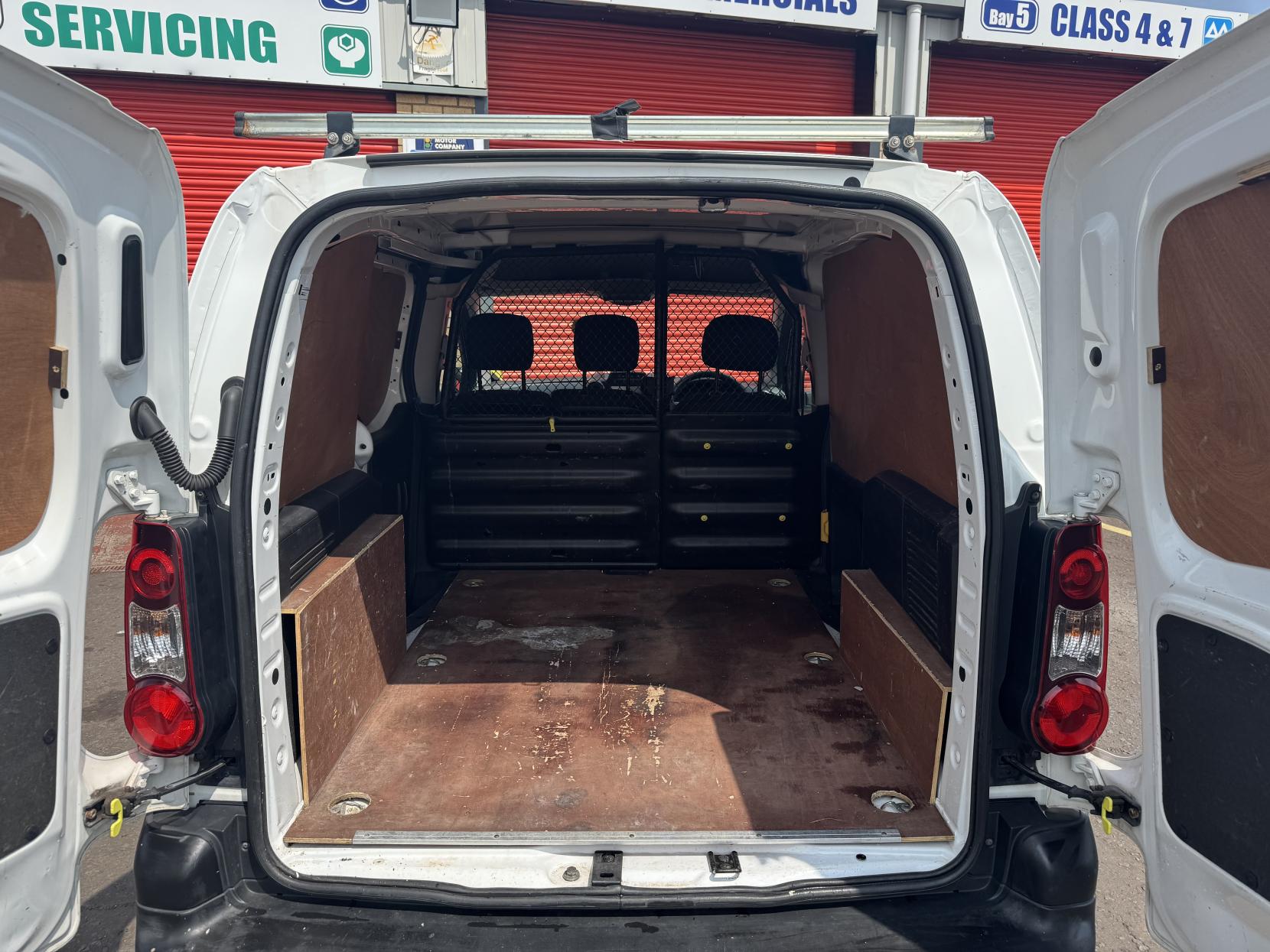 Citroen Berlingo 1.6 BlueHDi 850 Enterprise Panel Van 5dr Diesel Manual L1 (112 g/km, 100 bhp)