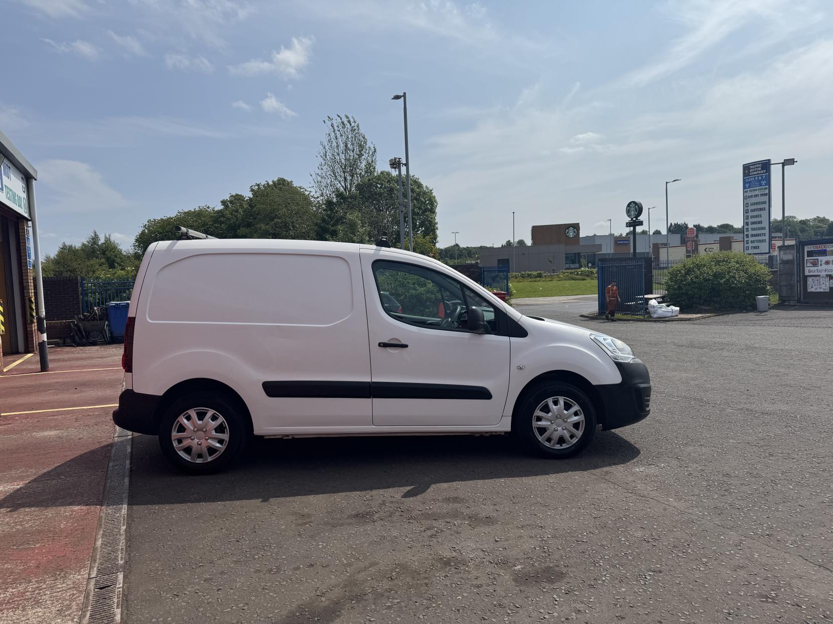 Citroen Berlingo 1.6 BlueHDi 850 Enterprise Panel Van 5dr Diesel Manual L1 (112 g/km, 100 bhp)