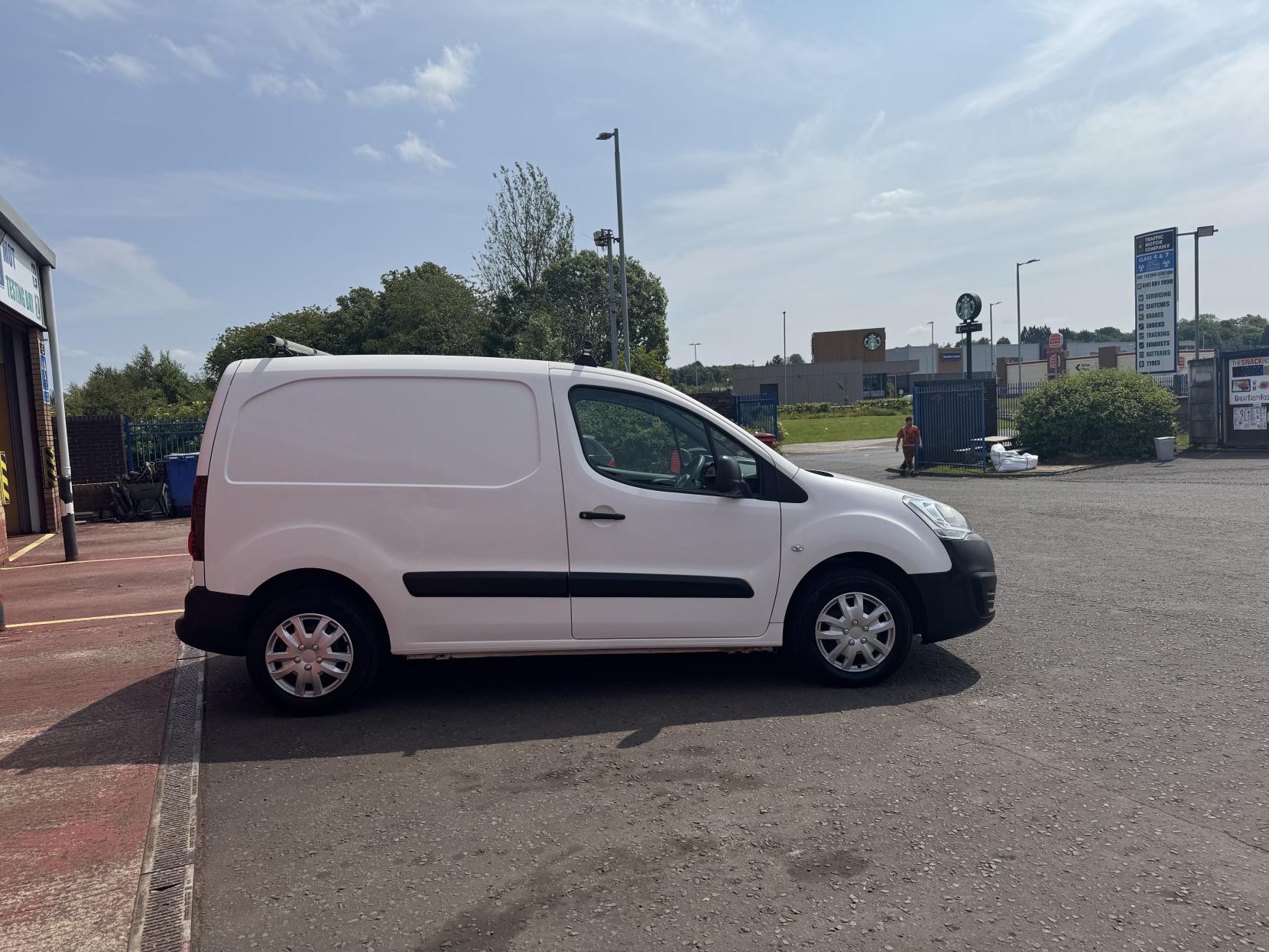 Citroen Berlingo 1.6 BlueHDi 850 Enterprise Panel Van 5dr Diesel Manual L1 (112 g/km, 100 bhp)