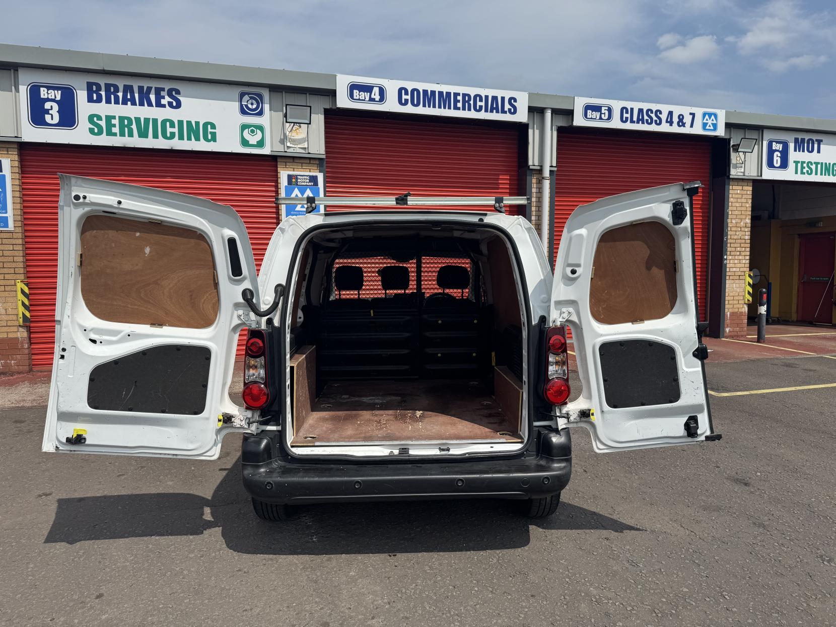 Citroen Berlingo 1.6 BlueHDi 850 Enterprise Panel Van 5dr Diesel Manual L1 (112 g/km, 100 bhp)