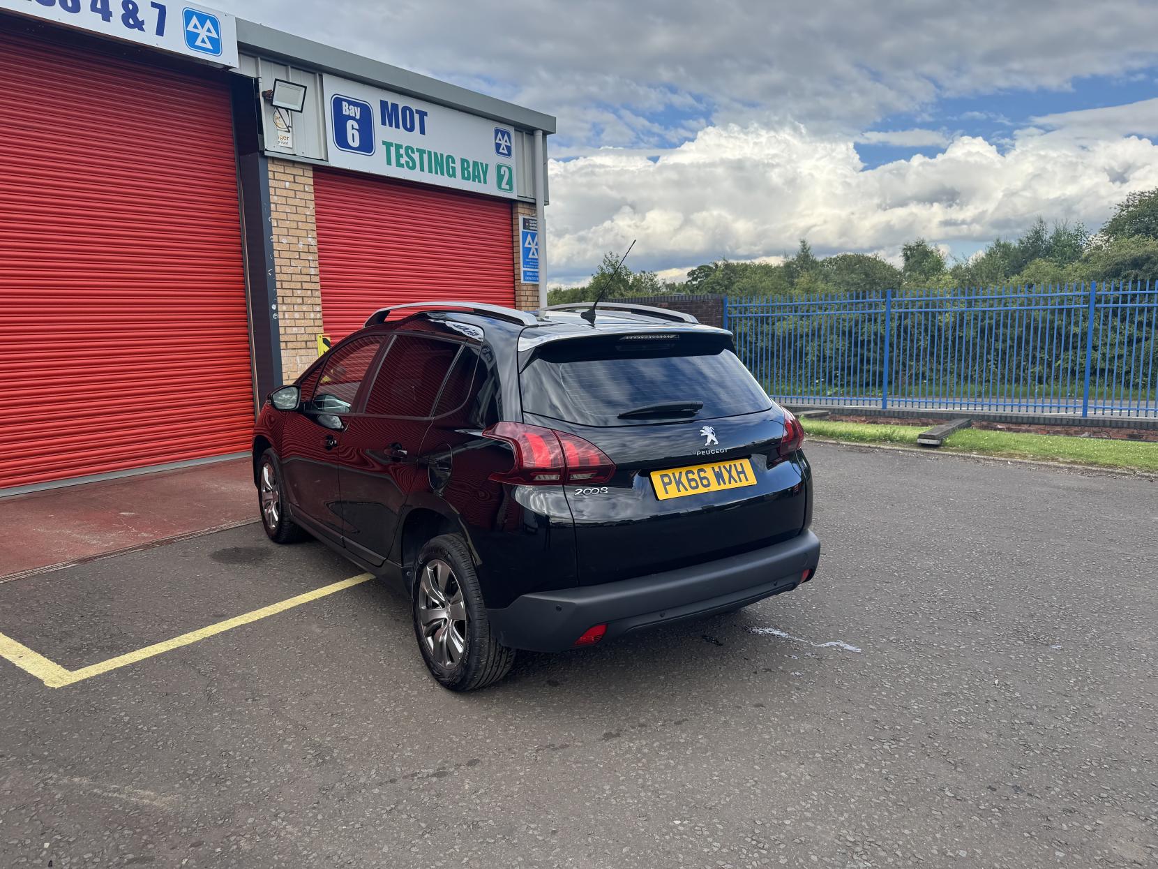 Peugeot 2008 1.6 BlueHDi Active SUV 5dr Diesel Manual Euro 6 (100 ps)