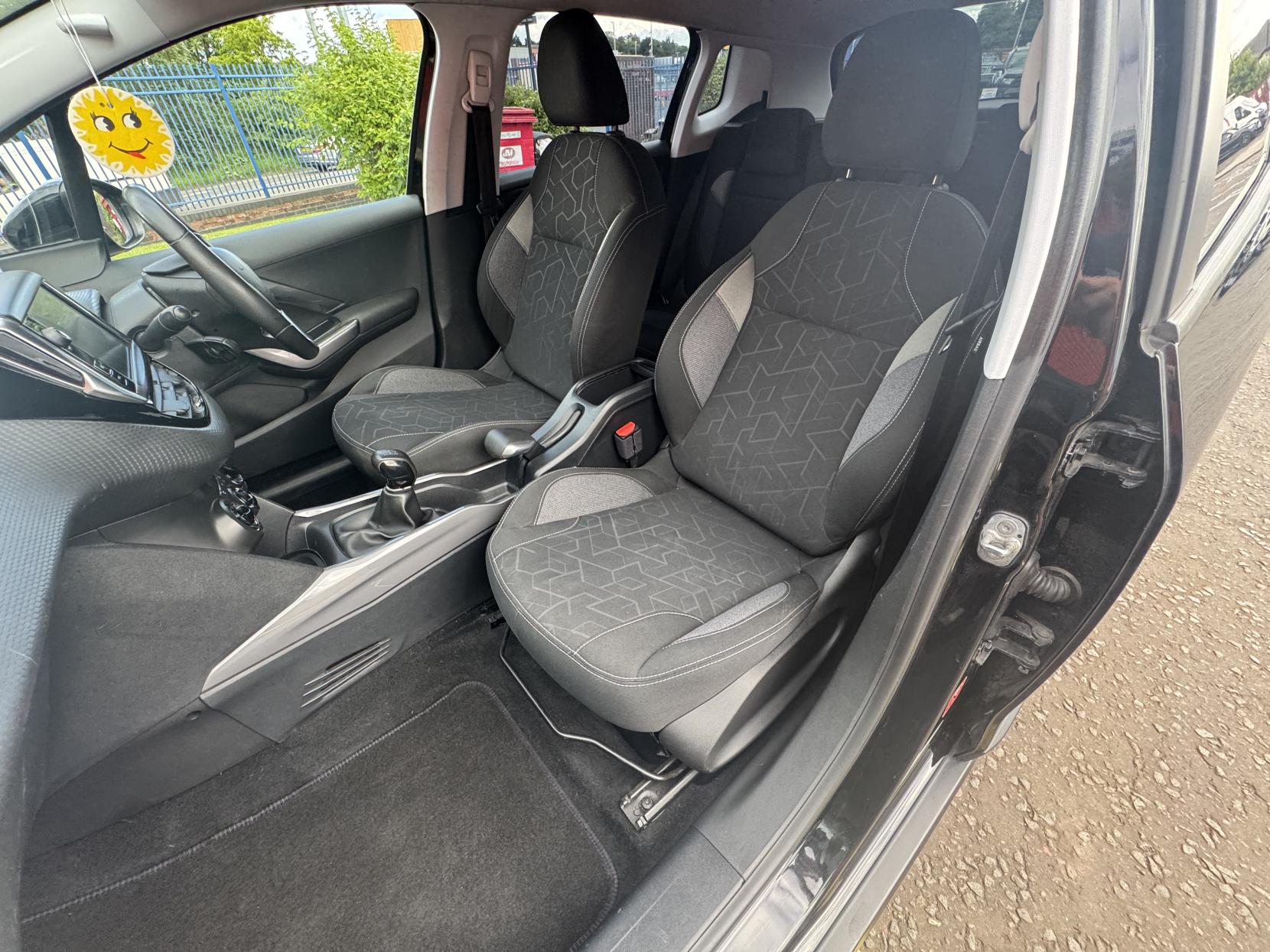 Peugeot 2008 1.6 BlueHDi Active SUV 5dr Diesel Manual Euro 6 (100 ps)