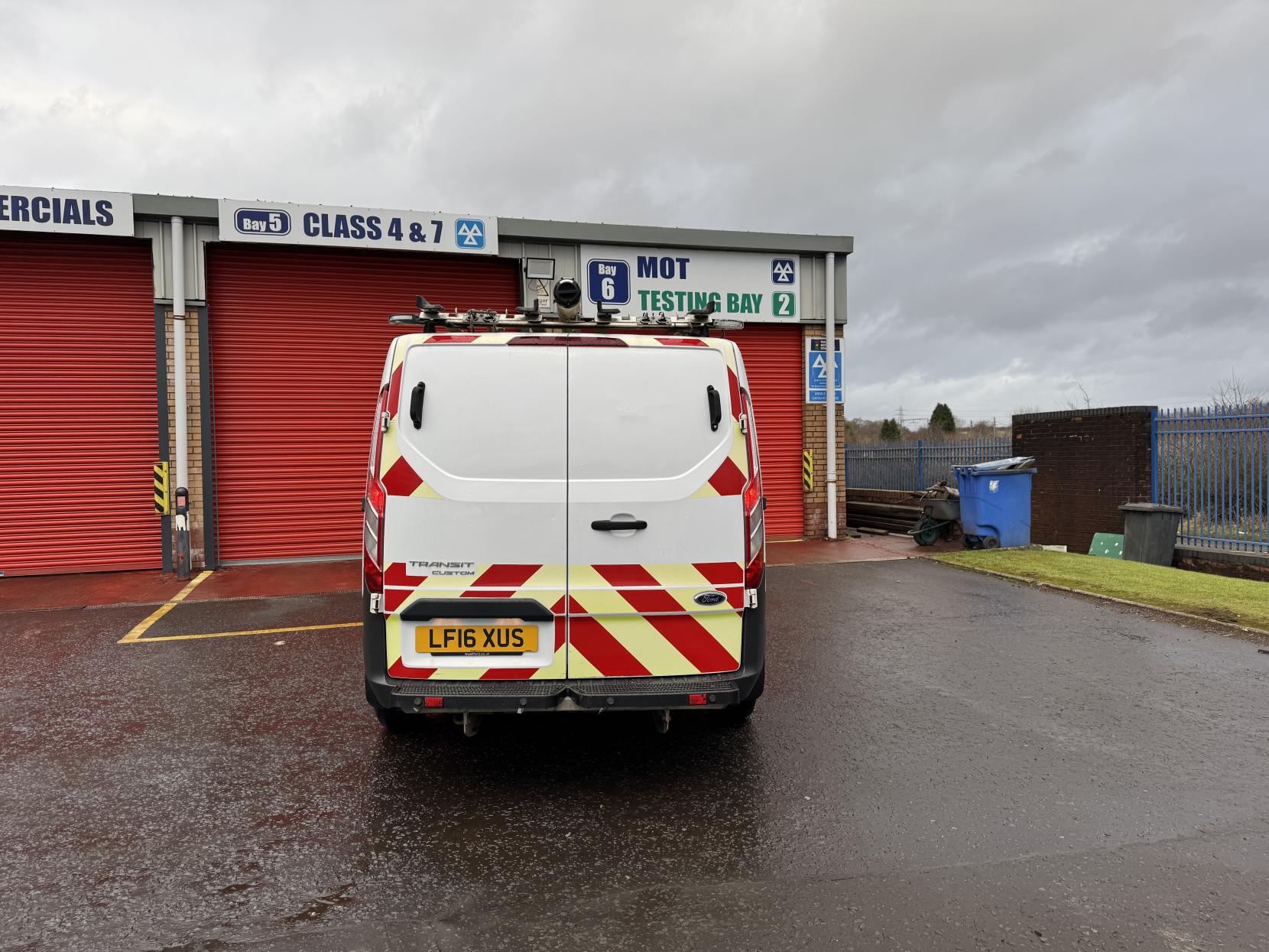 Ford Transit Custom 2.2 TDCi 310 ECOnetic Panel Van 5dr Diesel Manual L1 H1 (162 g/km, 98 bhp)