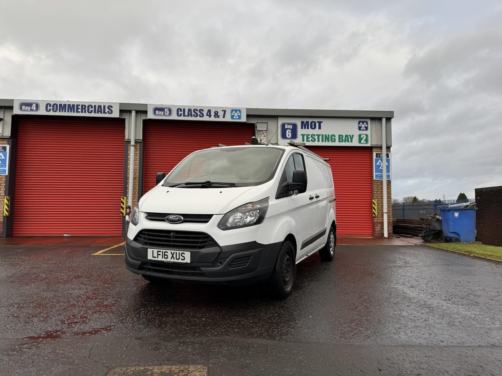 Ford Transit Custom 2.2 TDCi 310 ECOnetic Panel Van 5dr Diesel Manual L1 H1 (162 g/km, 98 bhp)