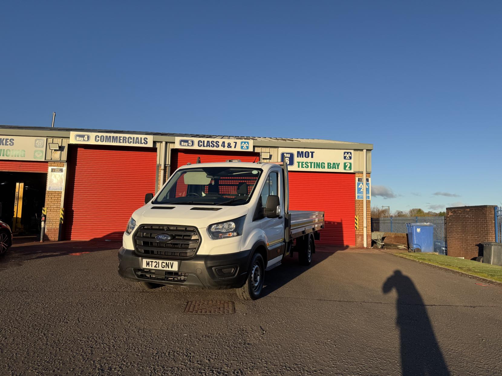 Ford Transit 2.0 350 EcoBlue Leader Dropside 2dr Diesel Manual RWD L4 Euro 6 (s/s) (130 ps)